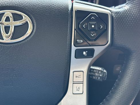 Used 2023 Toyota 4Runner Limited image 24
