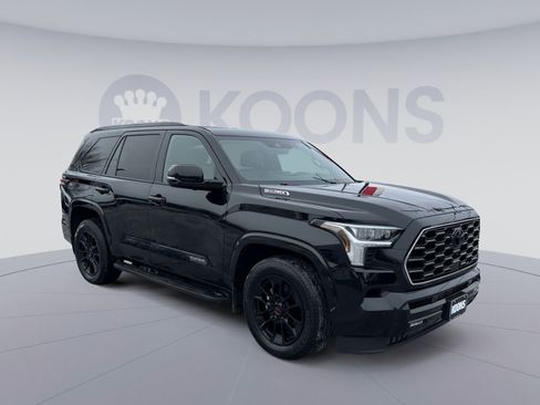 Used 2024 Toyota Sequoia Platinum image 10