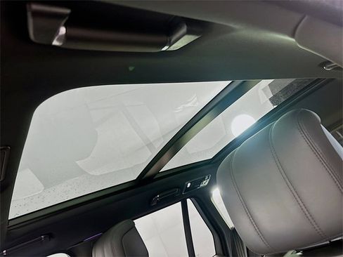 Used 2021 Land Rover Range Rover Westminster Edition image 14