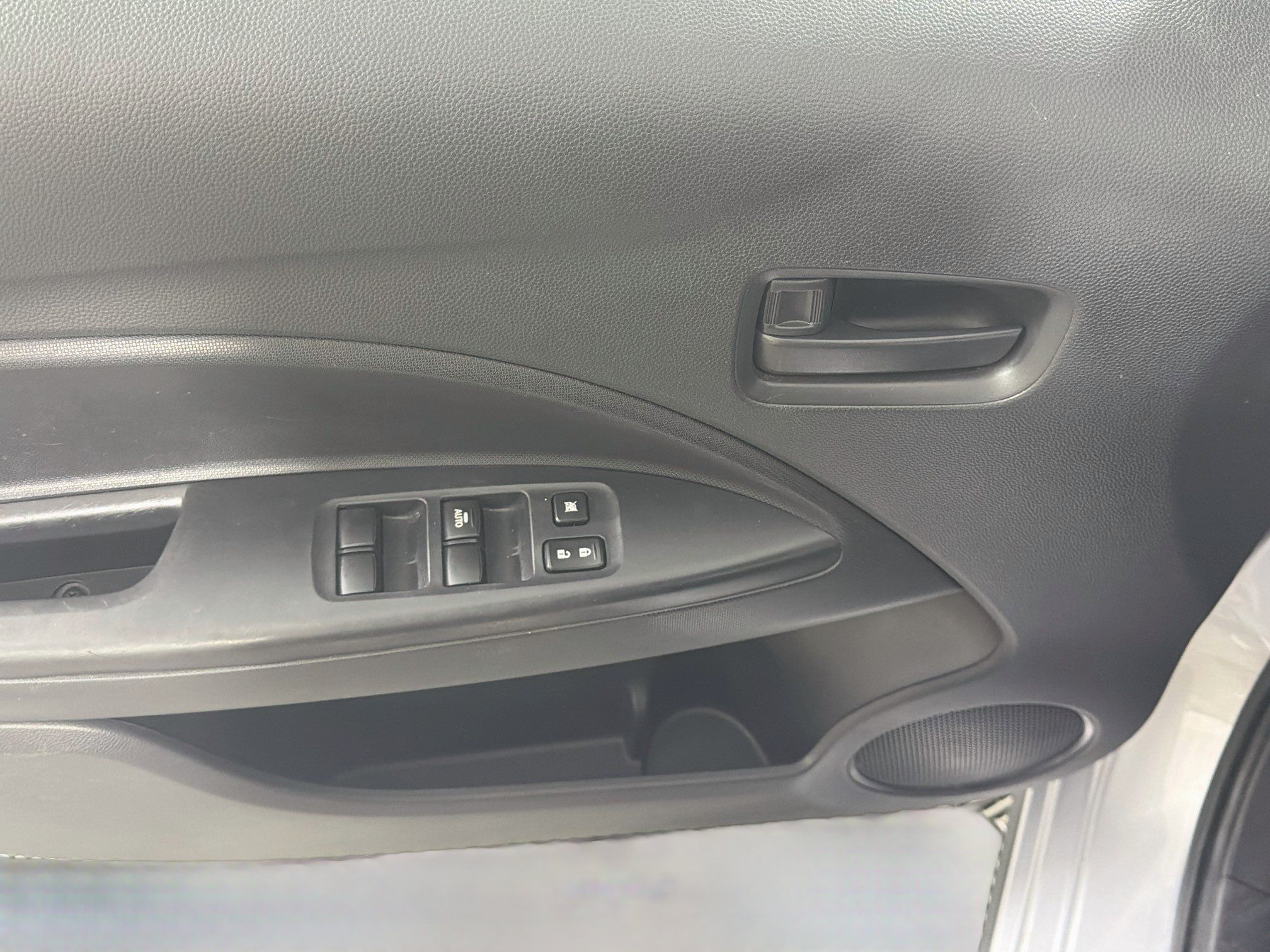 Used 2024 Mitsubishi Mirage ES FWD image 15