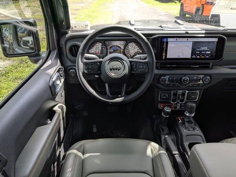 New 2026 Jeep Gladiator Mojave AWD/4WD image 16