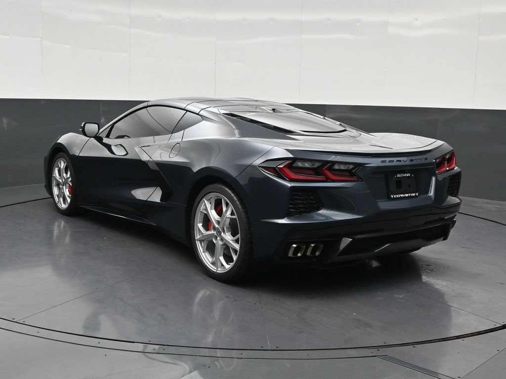 Used 2021 Chevrolet Corvette Stingray Preferred Cpe w/ 2LT RWD image 3