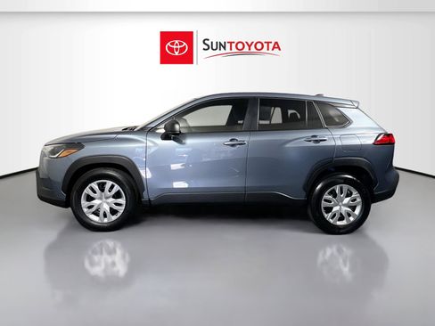 Used 2024 Toyota Corolla Cross L image 7