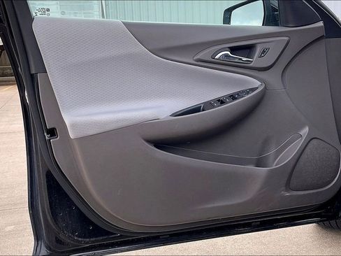 Used 2025 Chevrolet Malibu LT image 22