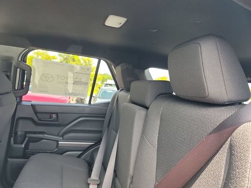 New 2026 Toyota 4Runner SR5 AWD/4WD image 24