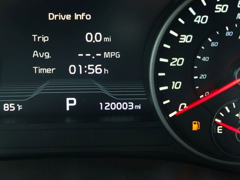 Used 2019 Kia Stinger GT1 image 47