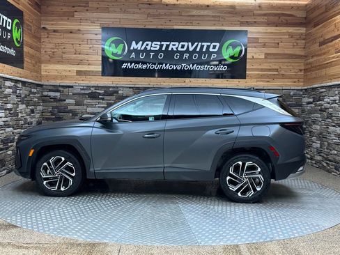 Certified 2025 Hyundai Tucson Limited AWD/4WD image 9