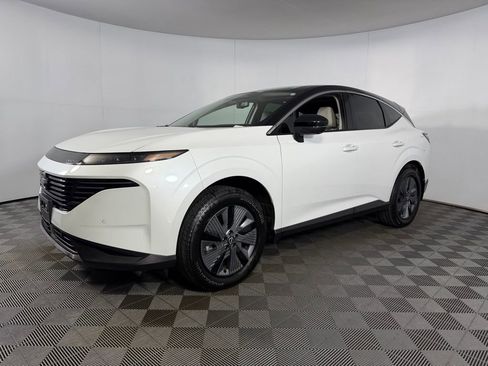 Used 2025 Nissan Murano SL w/ Cargo Package image 3