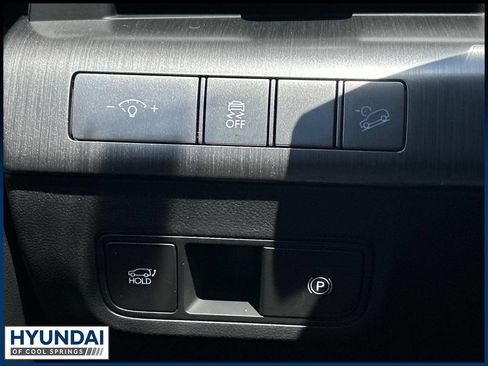 New 2027 Hyundai Kona Limited FWD image 30