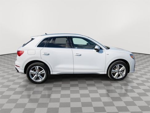 Used 2022 Audi Q3 2.0T Premium Plus w/ Premium Plus Package image 20