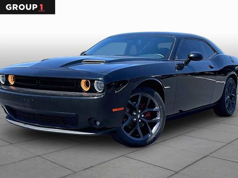 Used 2020 Dodge Challenger SXT w/ Blacktop Package RWD image 1