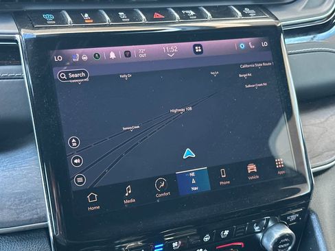 Used 2022 Jeep Grand Cherokee Overland w/ Advanced Protech Group III image 22