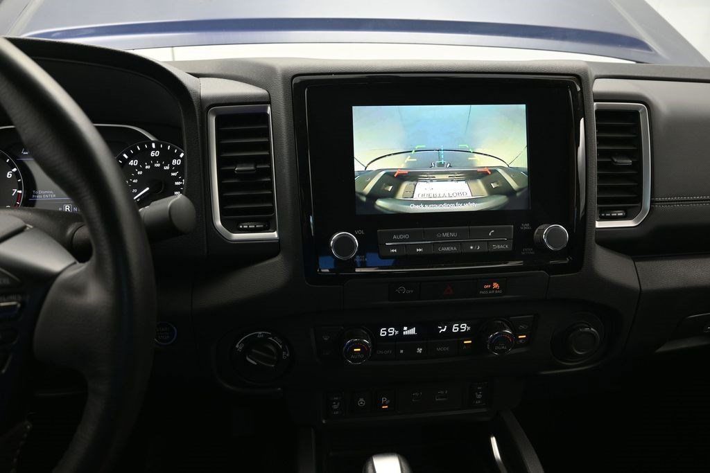 Used 2023 Nissan Frontier SV w/ SV Premium Package AWD/4WD image 30