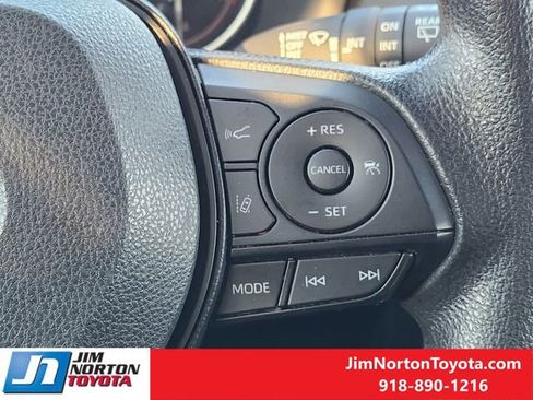 Used 2024 Toyota RAV4 XLE image 30