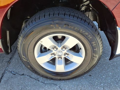 Used 2024 RAM 1500 Classic SLT AWD/4WD image 9