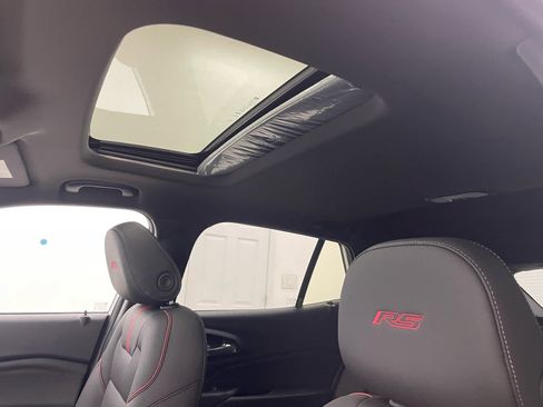 New 2026 Chevrolet Trax RS w/ Sunroof Package FWD image 7