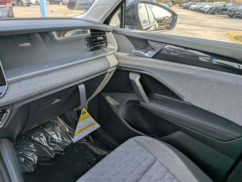 New 2026 Volkswagen Tiguan S image 16