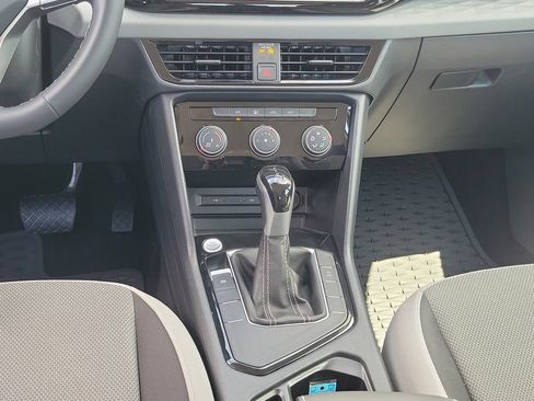 Certified 2023 Volkswagen Taos S FWD image 21