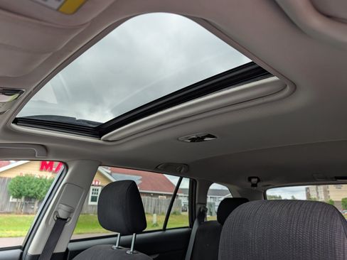 Used 2014 Subaru Outback 2.5i Premium w/ Moonroof Package AWD/4WD image 21