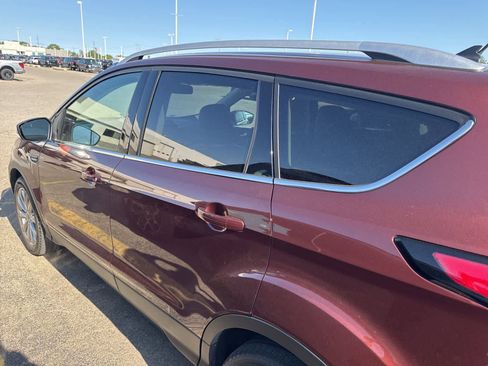 Used 2018 Ford Escape Titanium w/ Ford Safe & Smart Package AWD/4WD image 16