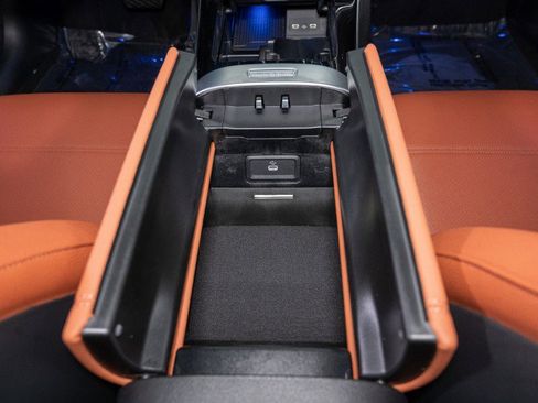 Certified 2025 Mercedes-Benz C 300 Sedan image 19