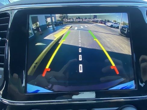 Used 2021 Jeep Grand Cherokee Limited X image 20