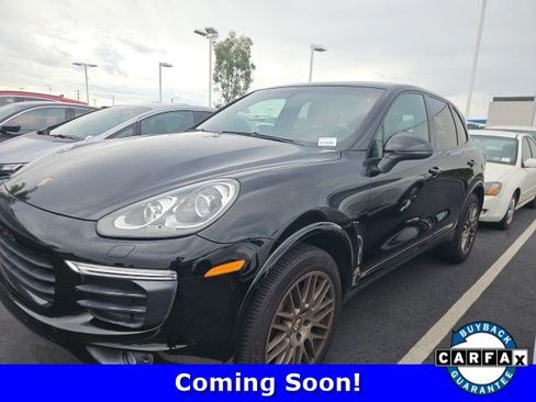 Used 2017 Porsche Cayenne AWD/4WD image 1