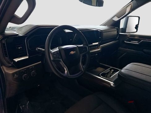 Certified 2025 Chevrolet Silverado 2500 LT w/ All Star Edition image 9