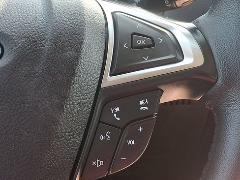 Certified 2024 Ford Edge Titanium AWD/4WD image 22