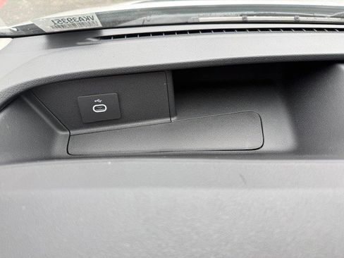New 2026 Ford Transit 250 Low Roof AWD image 17