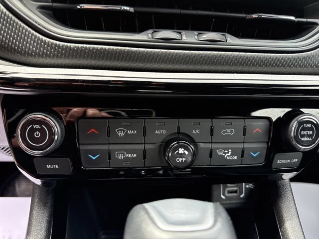 Used 2025 Jeep Compass Trailhawk AWD/4WD image 20