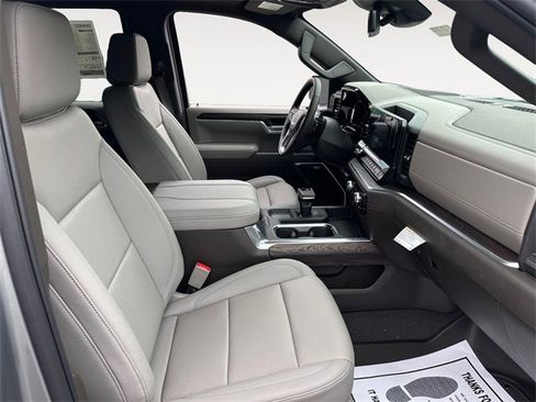New 2025 GMC Sierra 1500 SLT w/ SLT Premium Package image 15