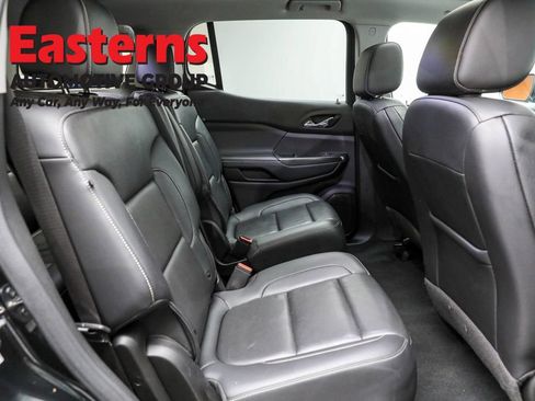 Used 2022 GMC Acadia SLT w/ Technology Package image 26