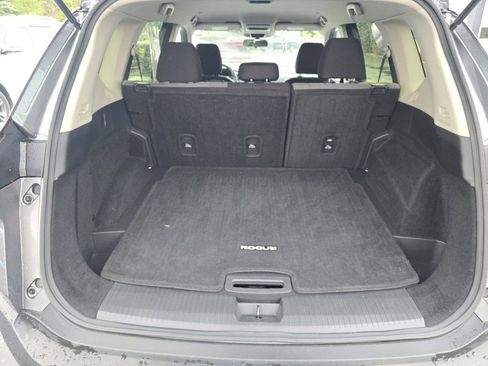 Used 2023 Nissan Rogue SV AWD/4WD image 18