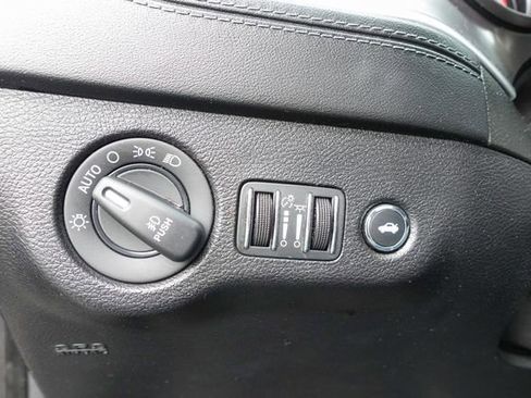 Used 2021 Dodge Charger R/T w/ Plus Group image 17