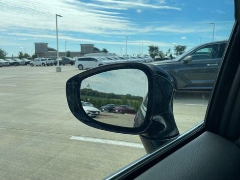 New 2026 Chrysler Pacifica Select FWD image 14