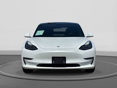 Used 2018 Tesla Model 3 Long Range RWD image 2