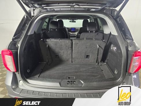 Used 2023 Ford Explorer XLT w/ Equipment Group 202A AWD/4WD image 20