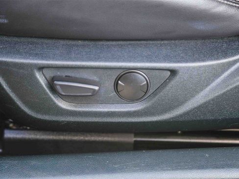 Used 2023 Ford Mustang Premium image 19