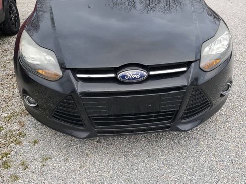 Used 2014 Ford Focus Titanium image 2