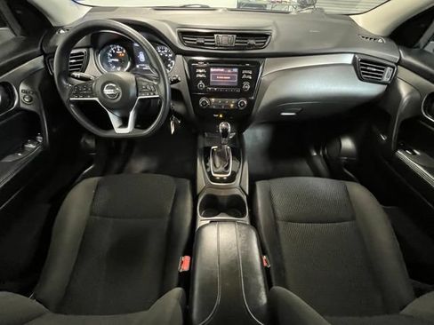 Used 2018 Nissan Rogue Sport S AWD/4WD image 17