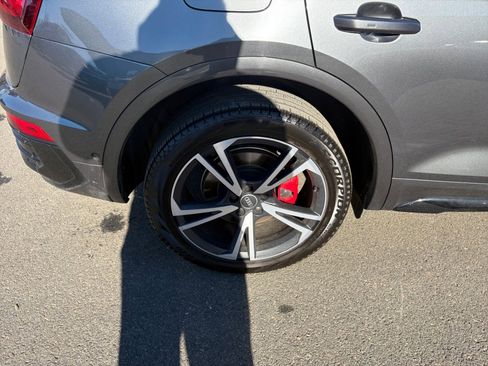 Used 2025 Audi Q5 Prestige w/ Prestige Package image 23