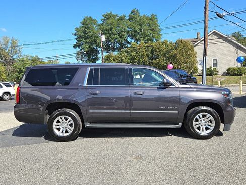 Used 2016 Chevrolet Suburban LS image 7