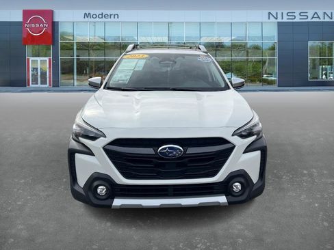 Used 2023 Subaru Outback Touring image 2