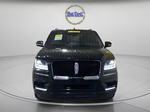 Used 2021 Lincoln Navigator Reserve AWD/4WD image 8