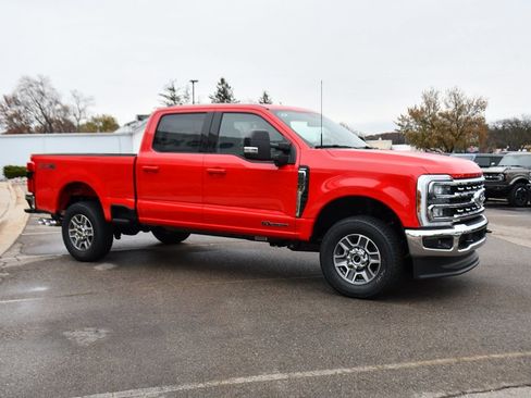 New 2026 Ford F250 Lariat w/ FX4 Off-Road Package image 8