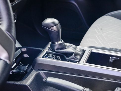 Certified 2023 Toyota Tacoma TRD Off-Road image 23