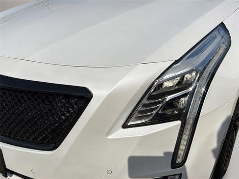 Used 2017 Cadillac CT6 Premium Luxury w/ Comfort Package AWD/4WD image 31