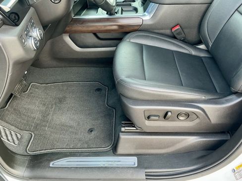 Used 2024 GMC Sierra 1500 SLT w/ SLT Premium Plus Package image 46