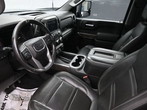 Used 2022 GMC Sierra 3500 Denali w/ Denali Ultimate Package AWD/4WD image 22